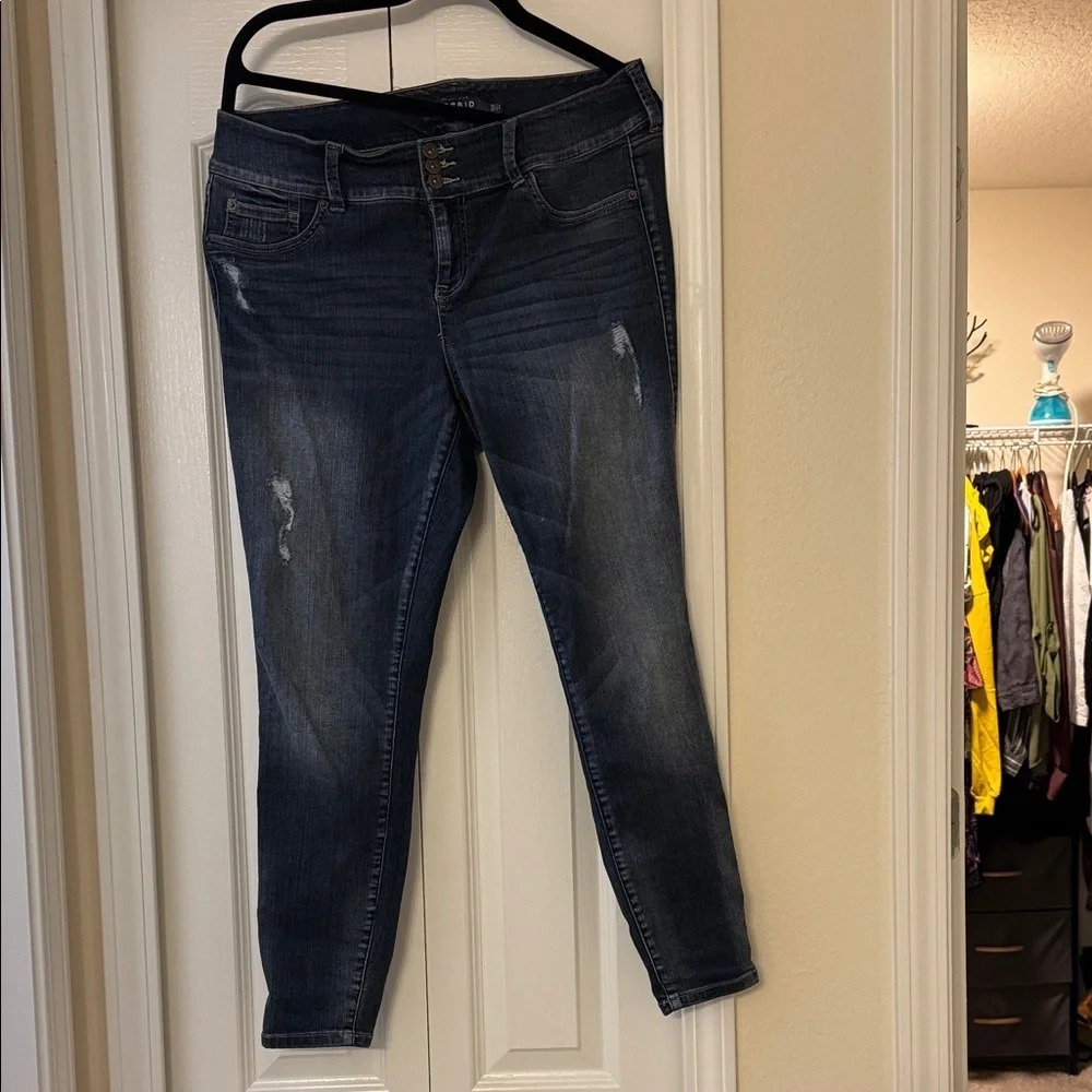Torrid jegging Dark Wash Distressed Jeans - Blue